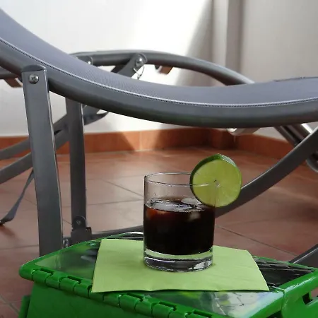 Vue Sur Et Montagnes Lägenhet