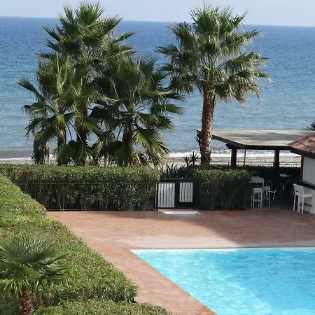 Vue Sur Et Montagnes Lägenhet *