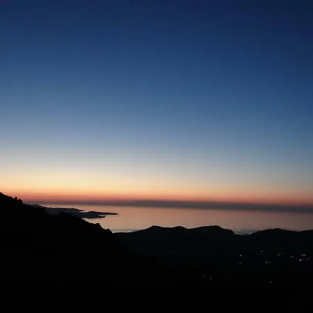 Vue Sur Et Montagnes Apartmán