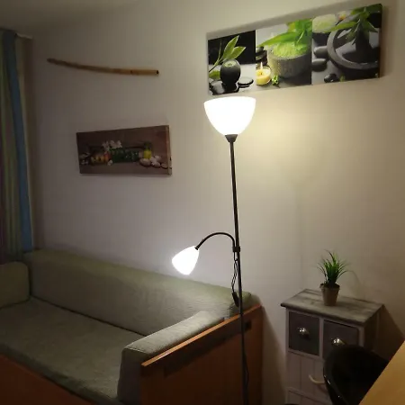 Vue Sur Et Montagnes *