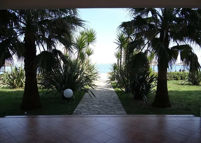 Vue Sur Et Montagnes Apartmán *