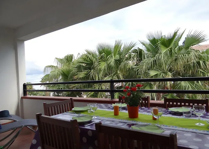 Vue Sur Et Montagnes Apartmán *